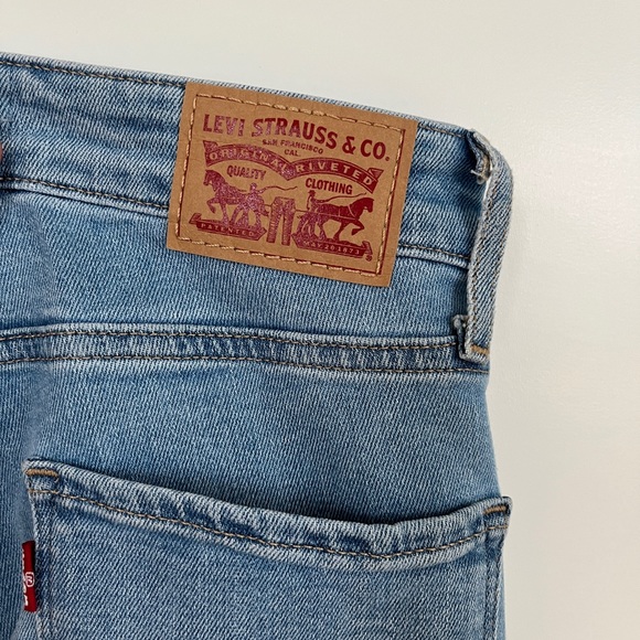 Levi’s 721 Jeans - Picture 6 of 7